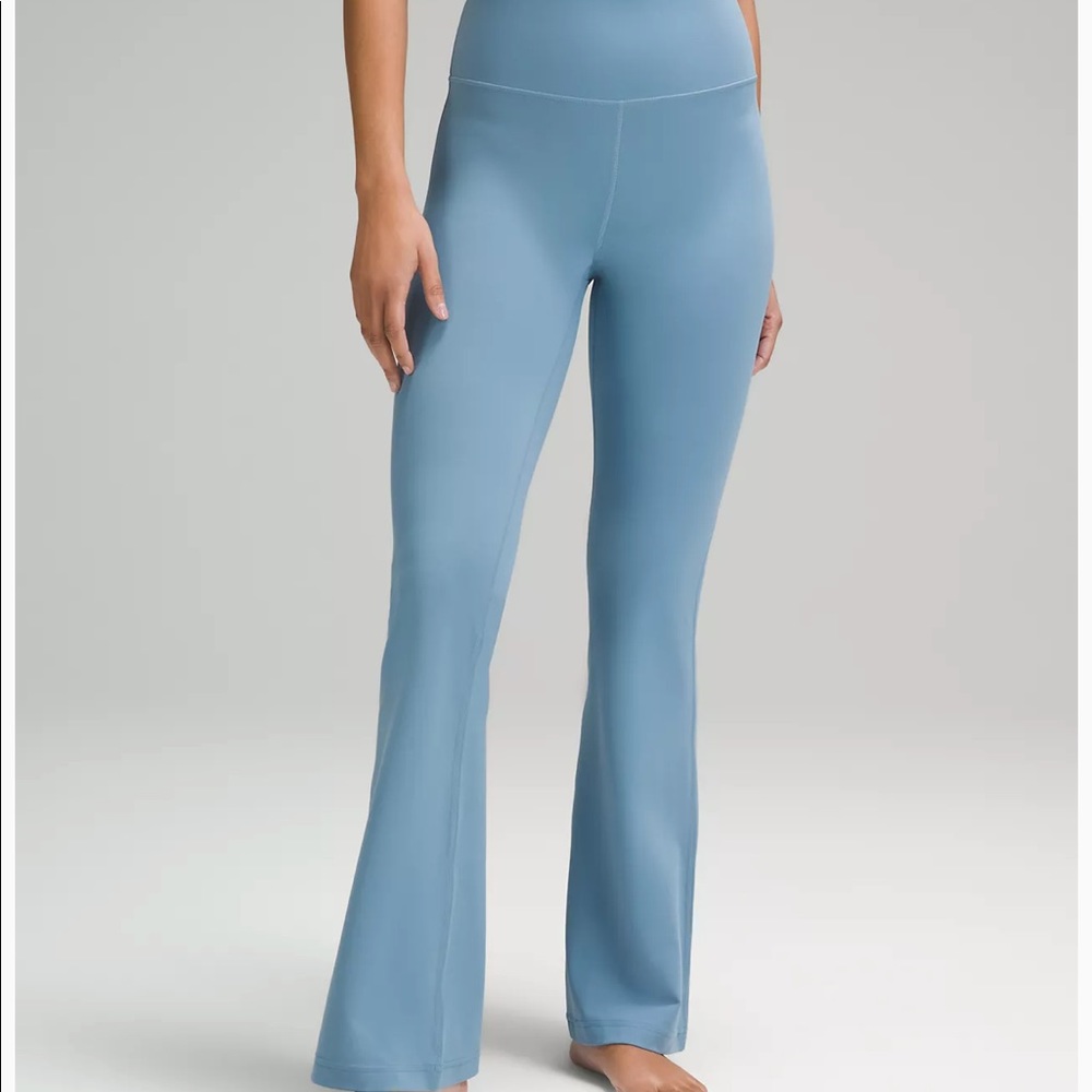Lululemon Groove Super-High-Rise Flared Pant